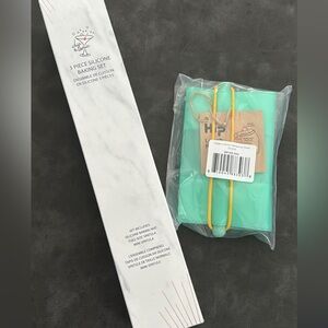 3 piece silicone baking set and silicone reusable lunch bag